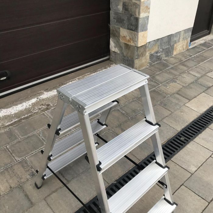 Двухсторонняя алюминиевая лестница Drabest BASIC 2х4 125 кг