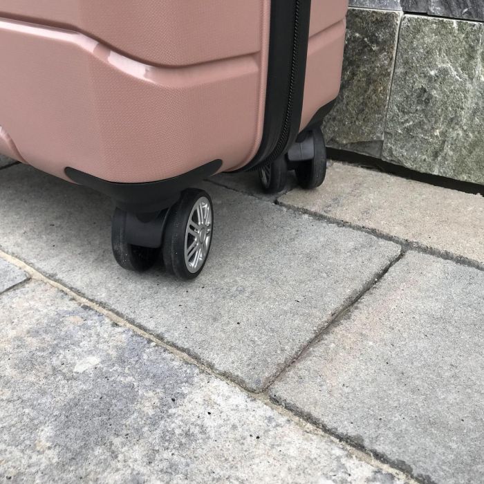 Валіза дорожня мала з поліпропілену Wings PP05 S Рожеве золото