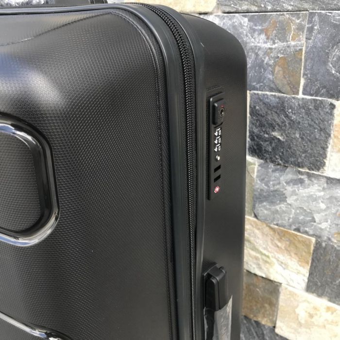 Валіза дорожня велика з поліпропілену Wings DQ181-03 L  Чорний