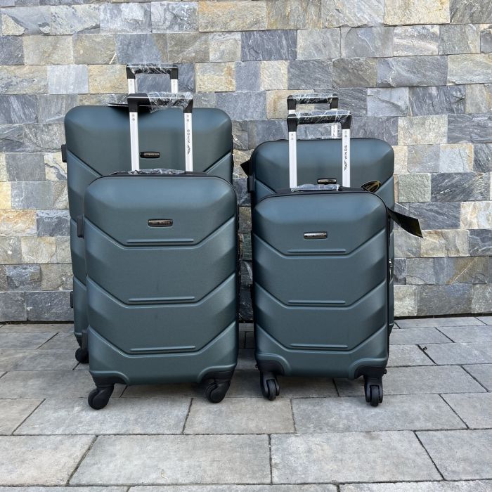 Валіза дорожня середня Wings 147 M Зелений