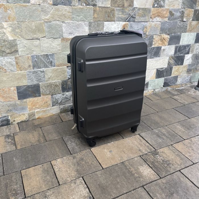 Валіза дорожня середня Wings AT01 M Графітовий