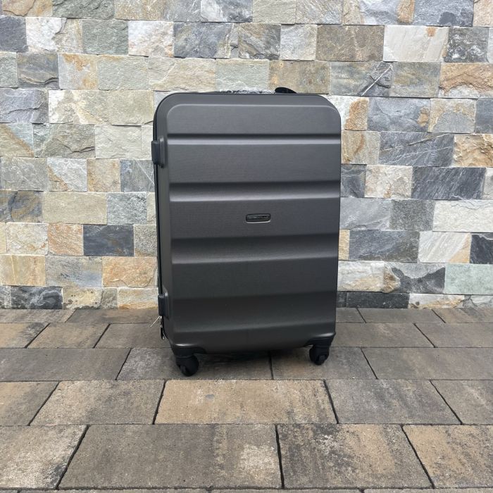 Валіза дорожня середня Wings AT01 M Графітовий