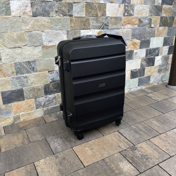 Валіза дорожня середня Wings AT01 M Чорний
