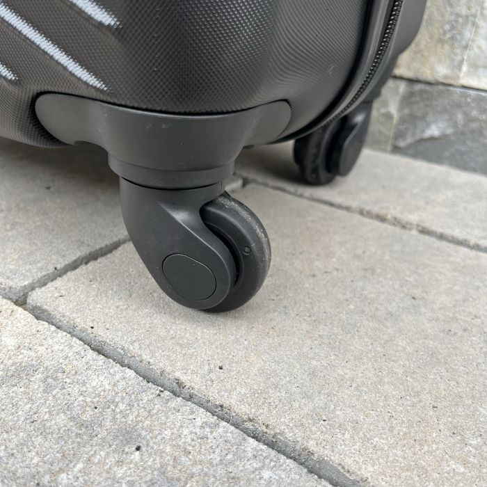 Валіза дорожня середня Wings 266 M Чорний