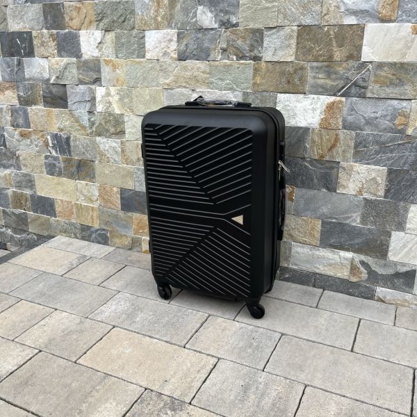 Валіза дорожня середня Wings 266 M Чорний