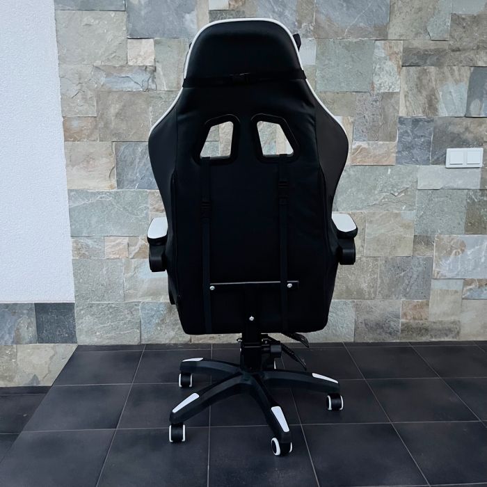 Компьютерное кресло PRESTIGE Черно-белый