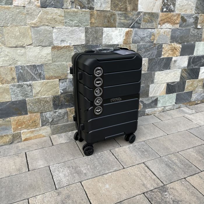 Валіза дорожня середня з поліпропілену Wings PP06 M Чорний