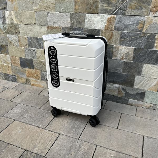 Валіза дорожня мала з поліпропілену Wings PP06 S Білий