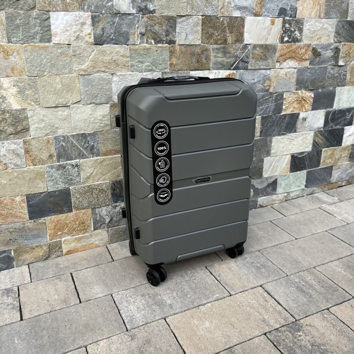 Валіза дорожня середня з поліпропілену Wings PP06 M Сірий