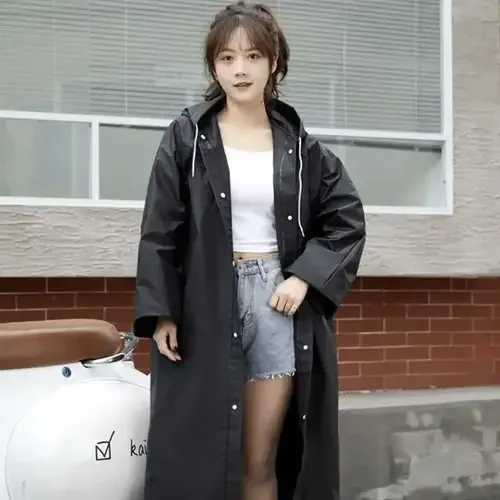 Водонепроницаемый плащ на застежках с капюшоном Trizand 21840 Черный