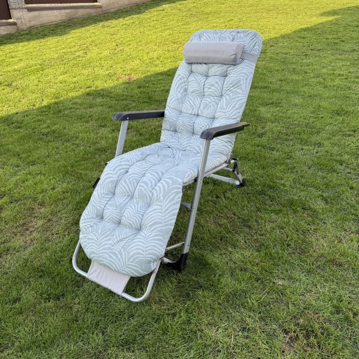 Садовий шезлонг тканинний + матрац Sofotel ChillWell 286403 Світло-зелений