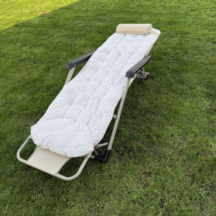 Садовый шезлонг тканевый + матрас Sofotel ChillWell 286404 Бежевый