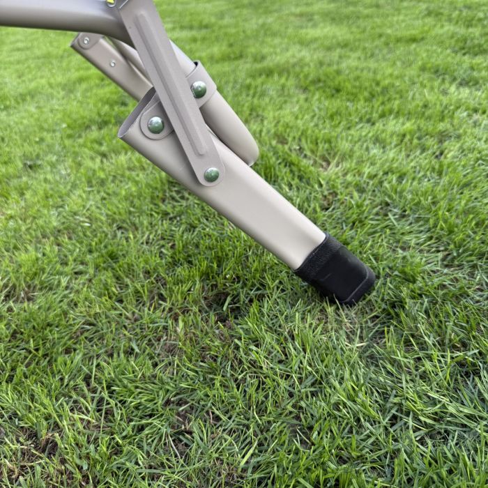 Садовый шезлонг тканевый + матрас Sofotel ChillWell 286404 Бежевый