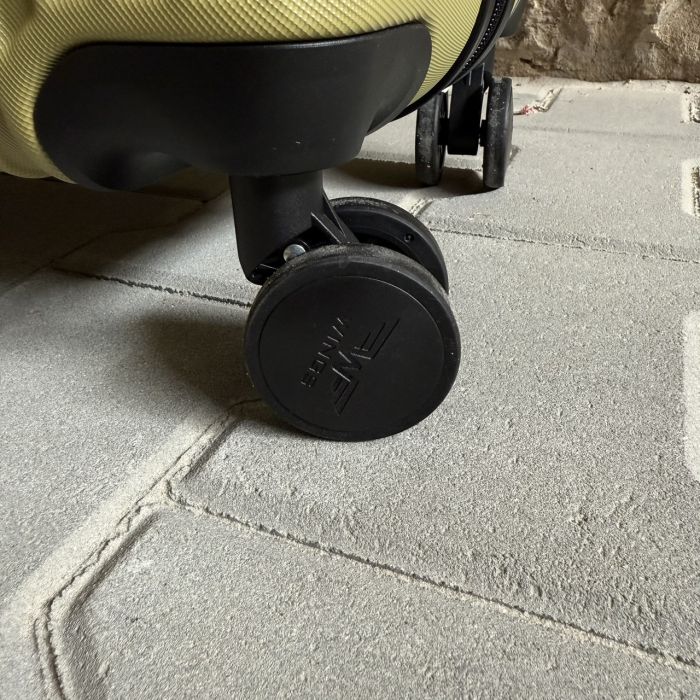 Валіза дорожня велика Wings EGRET L Оливковий