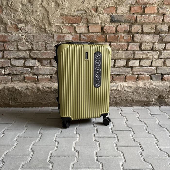 Валіза дорожня  середня Wings EGRET M Оливковий