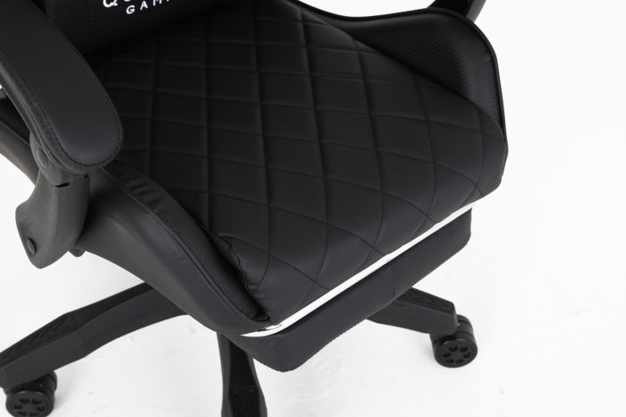 Комп‘ютерне крісло із підставкою для ніг CARBON Quattro Gaming Чорний