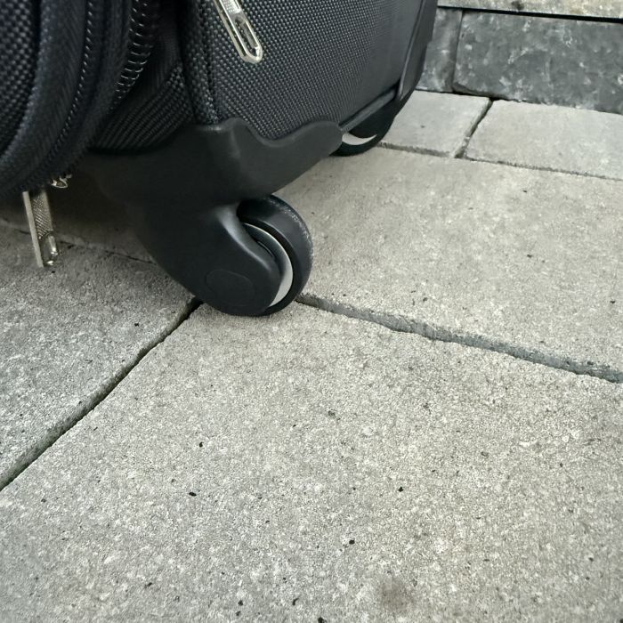 Валіза тканинна велика на 4 колесах Wings 1708 L Сірий