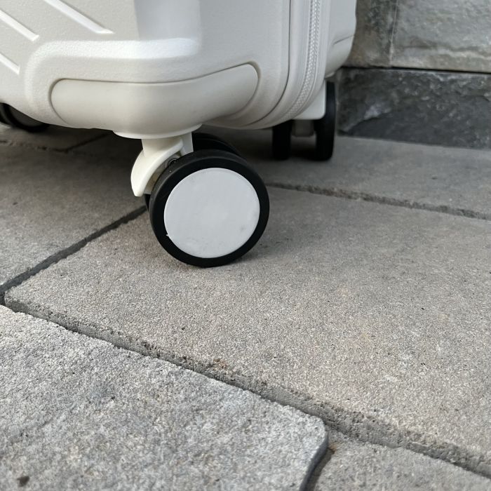 Валіза дорожня мала з поліпропілену Wings DQ181-04 S Білий