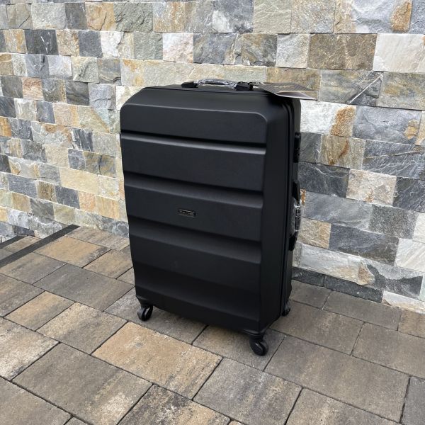 Валіза дорожня велика Wings AT01 L Чорний