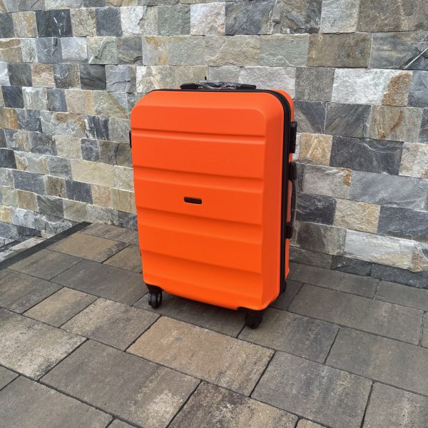 Валіза дорожня середня Wings AT01 M Оранжевий