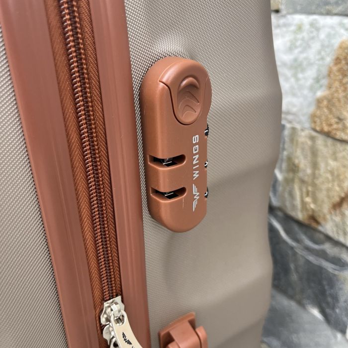 Валіза дорожня велика Wings 402 L Шампань