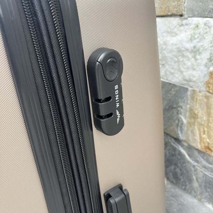 Валіза дорожня велика Wings 304 L Шампань