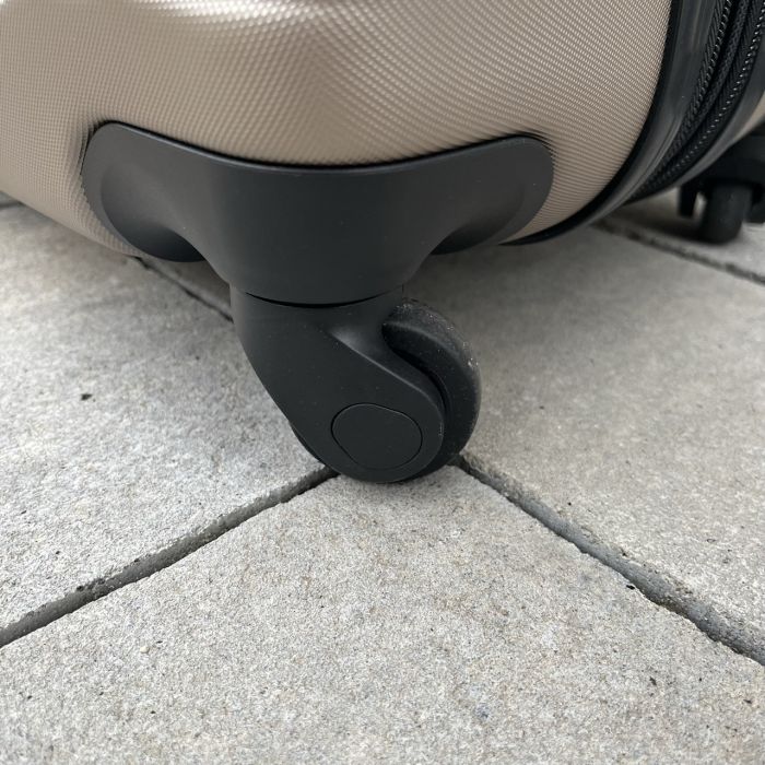 Валіза дорожня велика Wings 304 L Шампань