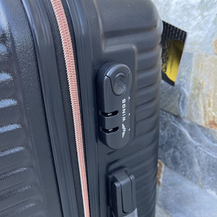 Валіза дорожня середня Wings WN01 M Чорний