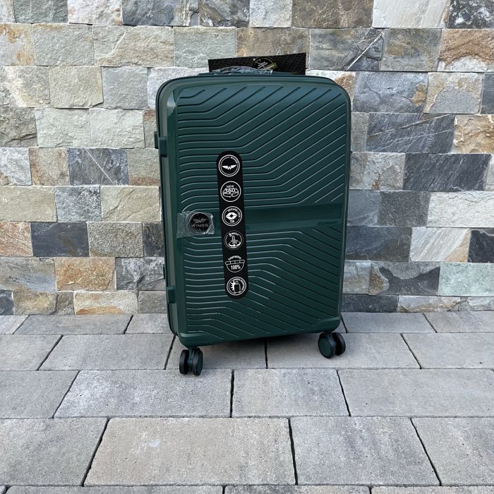 Валіза дорожня середня з поліпропілену Wings DQ181-04 M Зелений