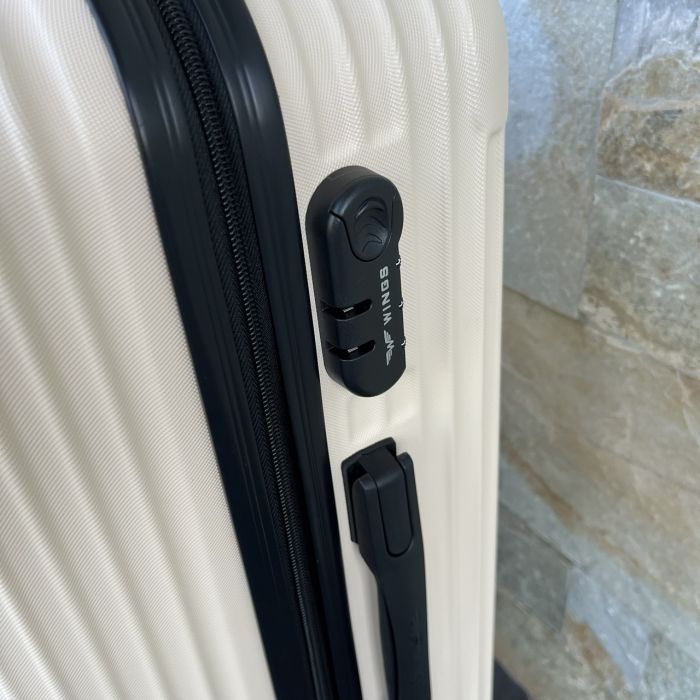 Валіза дорожня  середня Wings EGRET M Кремовий