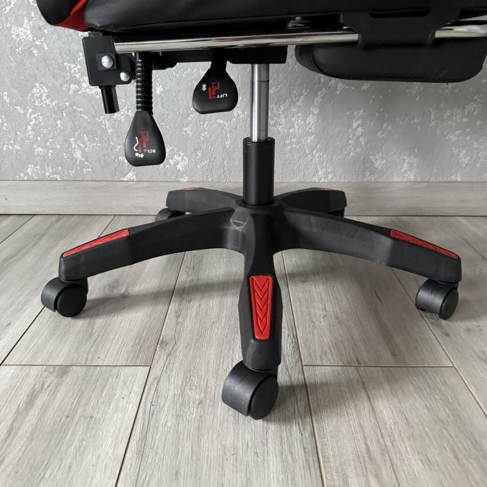 Комп‘ютерне крісло GAMER KO24CZE Чорно-червоний